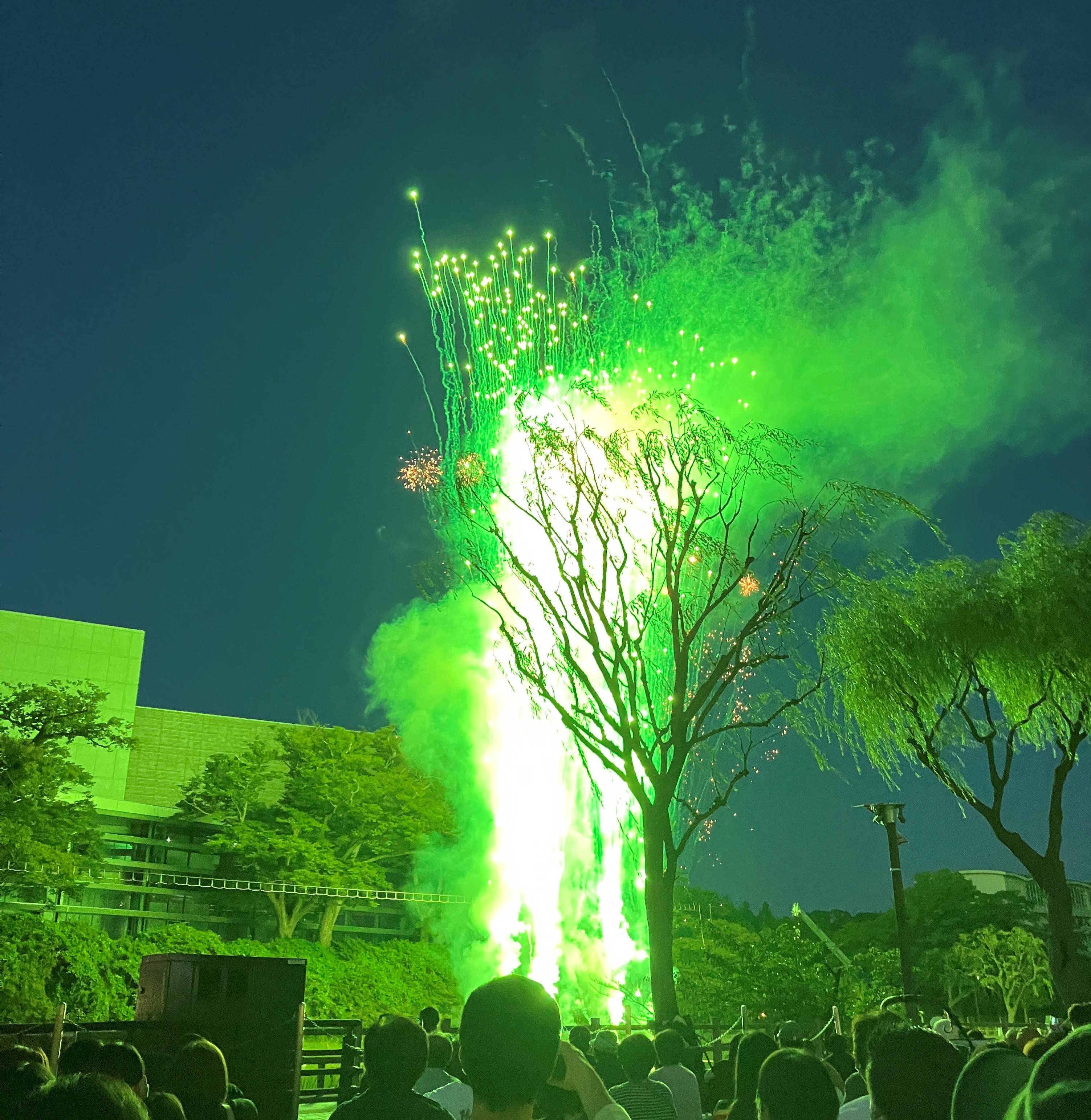 🎇３年ぶり【千秋花火】通常開催🎆 AKBT 土崎港店のブログ 写真3