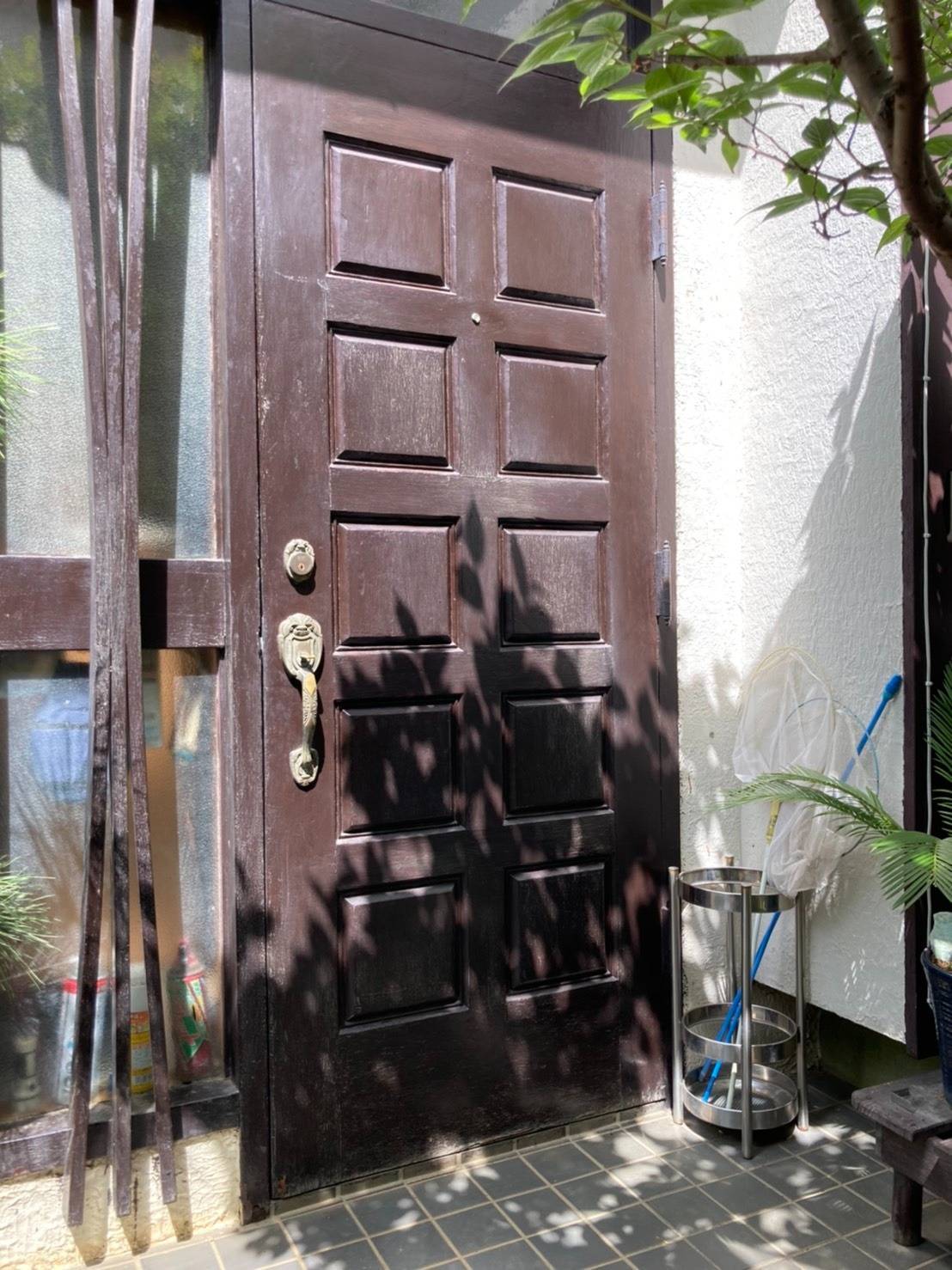 玄関ドアのリフォーム工事 アルロのブログ 写真1