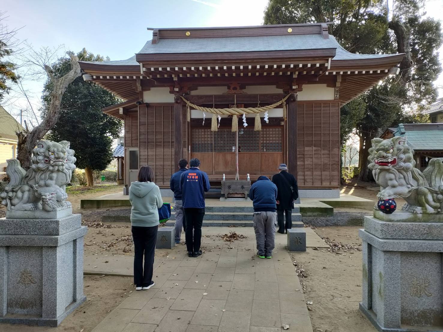 1月　営業日カレンダーと新年参拝 窓研 土浦のブログ 写真1