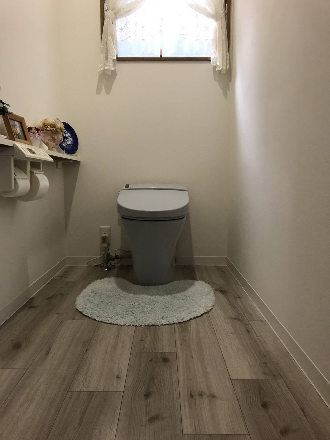 トイレの床と壁のプチリフォームしました(^^) トータスエステートのブログ 写真2