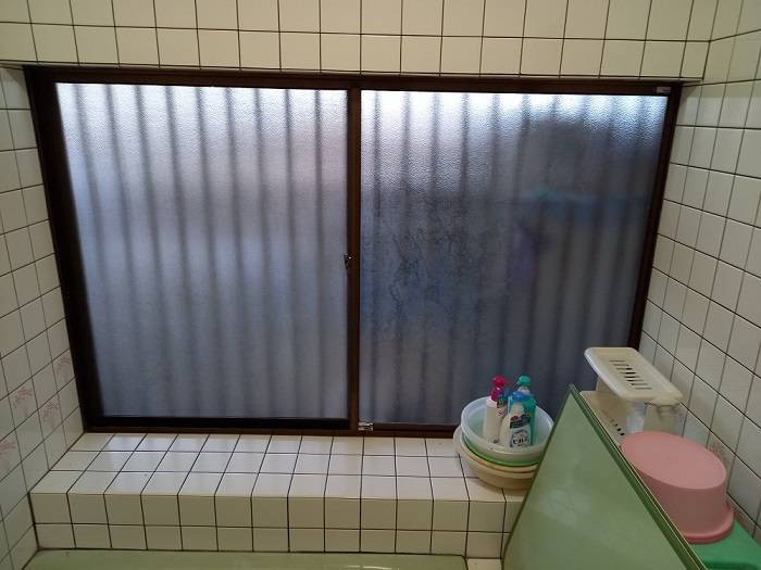 お風呂のリフォーム、窓も忘れずに！ 小林エコ建材のブログ 写真1
