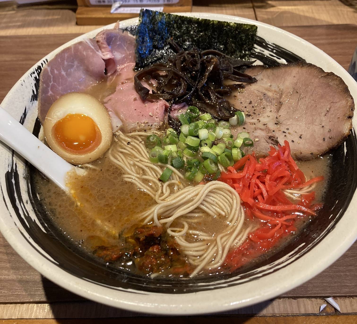 所沢市狭山ヶ丘にあるラーメン屋【博多長浜ラーメンよかと】のご紹介！！ 青梅トーヨー住器 所沢店のブログ 写真1