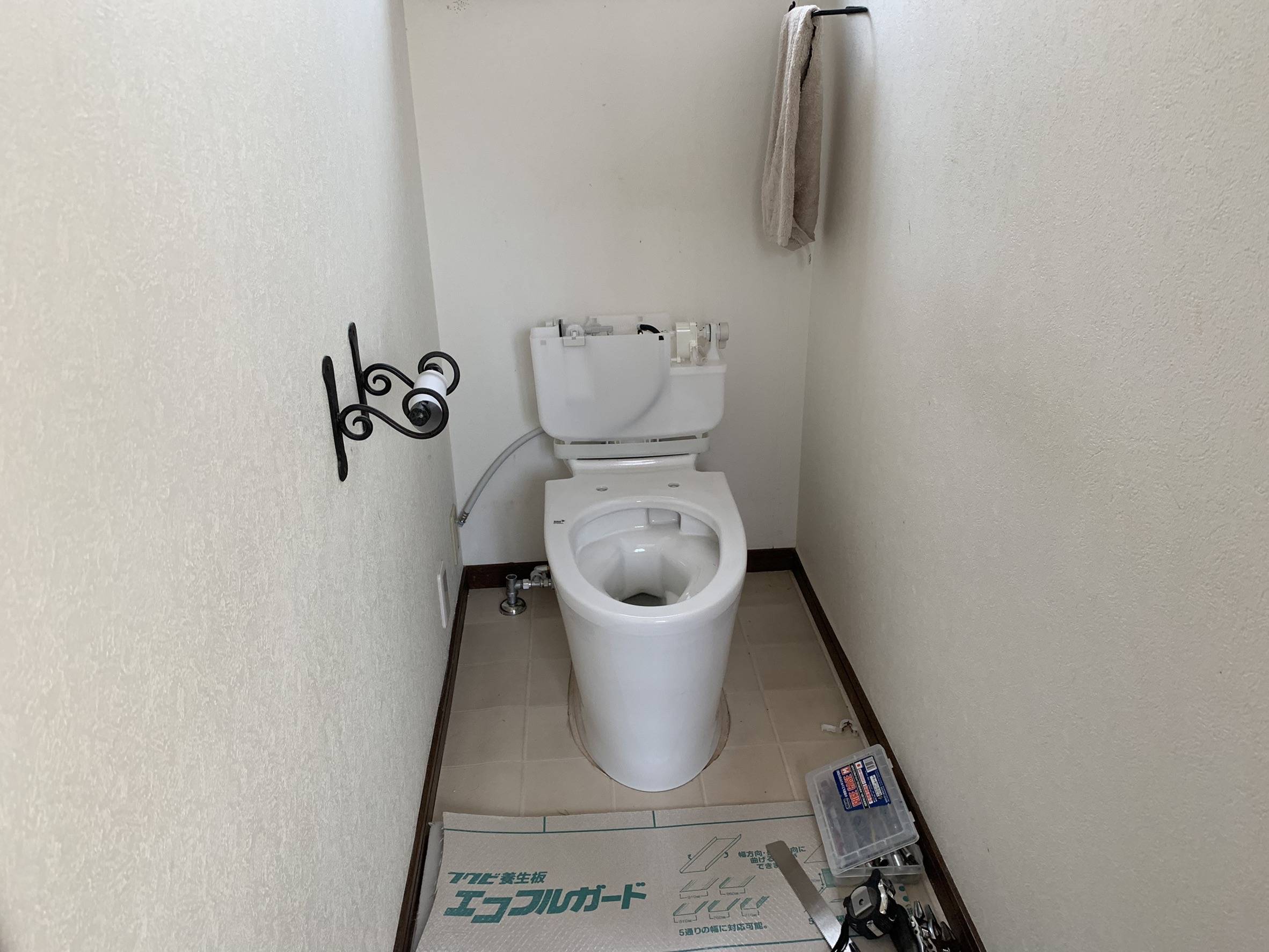 上質なインテリアを求めているなら、これがオススメです！！LIXLトイレ【リフォレI型】 ホームリフレヒロセのブログ 写真2
