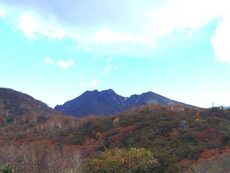 紅葉(微妙) カワサキトーヨー住器 那須那珂川のブログ 写真3