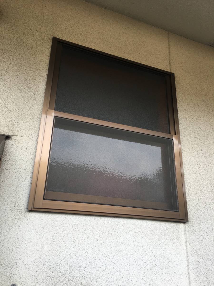 サン建材トーヨー住器の取替用窓、リプラス!の施工前の写真2