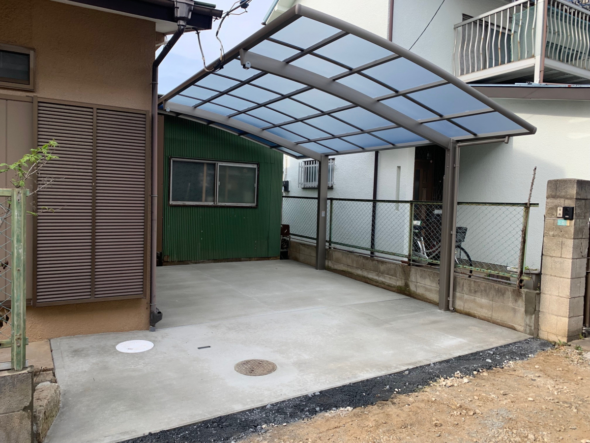 e-cubeホームテクノ 川越支店のお庭をカースペースに造り変えました!/さいたま市の施工後の写真1