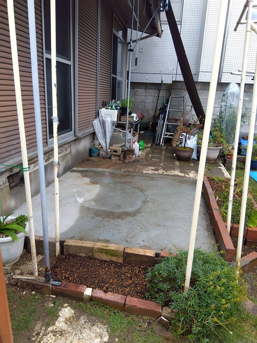 光トーヨー住器の新しいウッドデッキで、導線も快適に♪人工木デッキだからメンテナンス性もアップ！の施工後の写真2