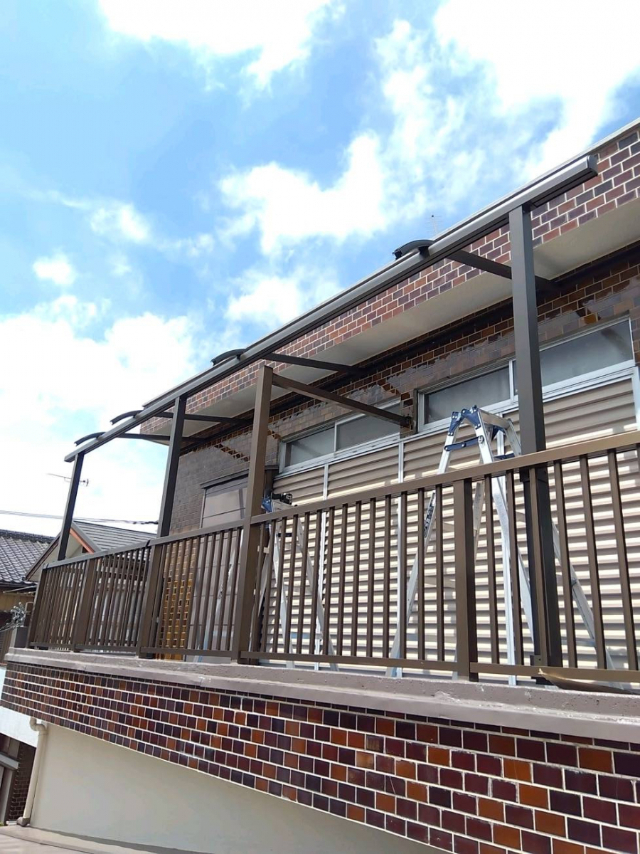 光トーヨー住器のもう雨風に悩まない！スピーネ工事の施工前の写真2