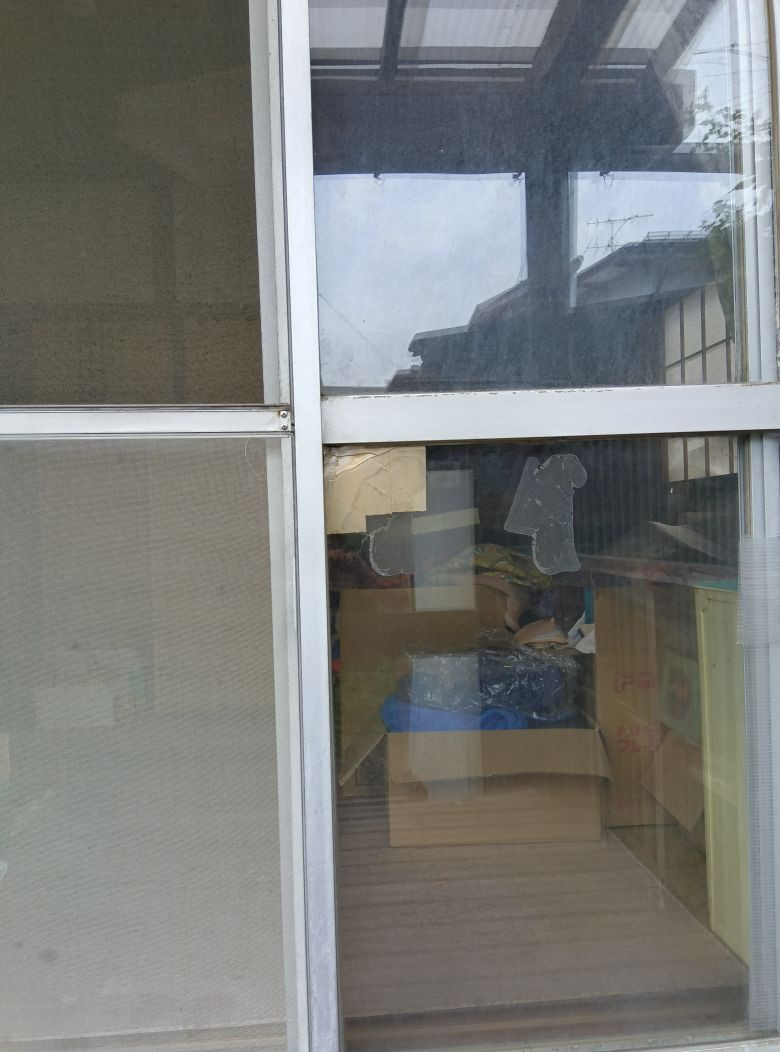 竹原屋本店のクレセント部位➡ガラス破損➡盗難事件(; ・`д・´)の施工後の写真1