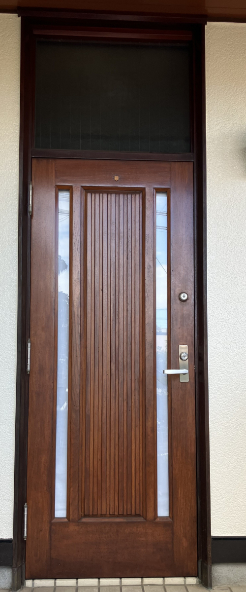 アルロの【ドア太郎】(神奈川県横浜市)リシェント玄関リフォーム！断熱性能UPで快適に🚪✨の施工前の写真1
