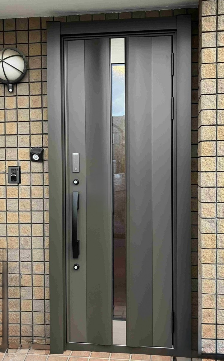 アルロの【ドア太郎】(東京都葛飾区)高断熱で冬は暖かく☀️電子錠でスマートに！の施工後の写真1