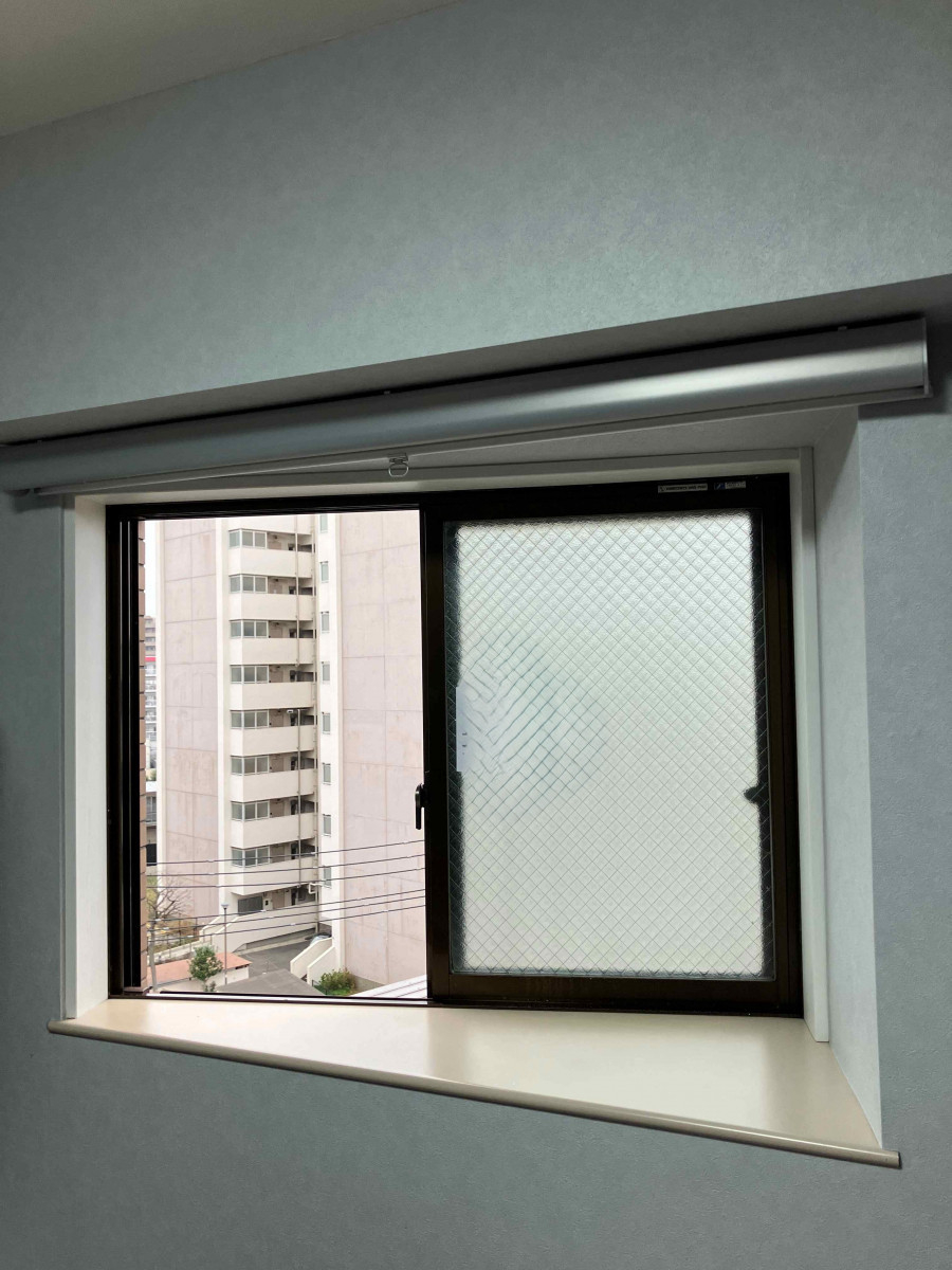 アルロの【東京都板橋区】室温キープで省エネ生活！内窓設置の施工事例✨の施工前の写真1