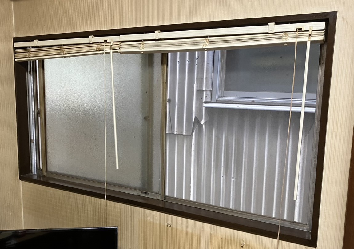 イチロの葛飾区　取替窓　「リプラス」断熱，開閉スムーズ，光熱費削減，防音　１日で完了の施工事例詳細写真4
