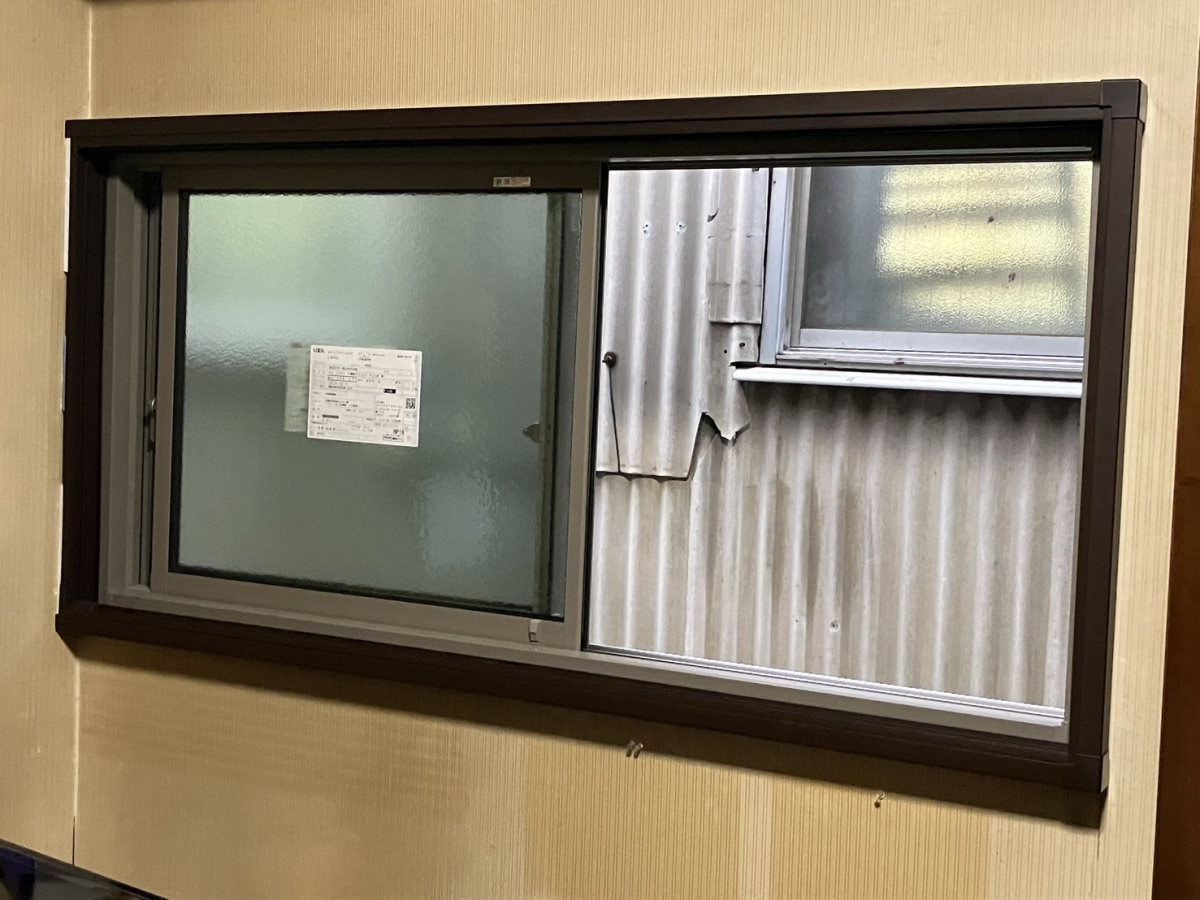 イチロの葛飾区　取替窓　「リプラス」断熱，開閉スムーズ，光熱費削減，防音　１日で完了の施工後の写真2