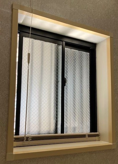 イチロの足立区　断熱内窓　浴室インプラスで隙間風防止の施工前の写真1