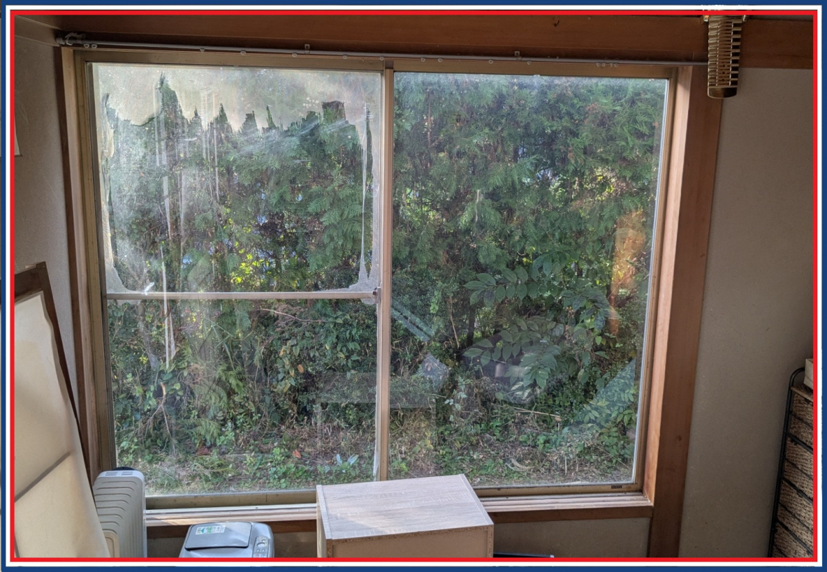 ナガセキトーヨー住器の窓リフォーム【北杜市】すきま風が入ってきて寒い...の施工前の写真2