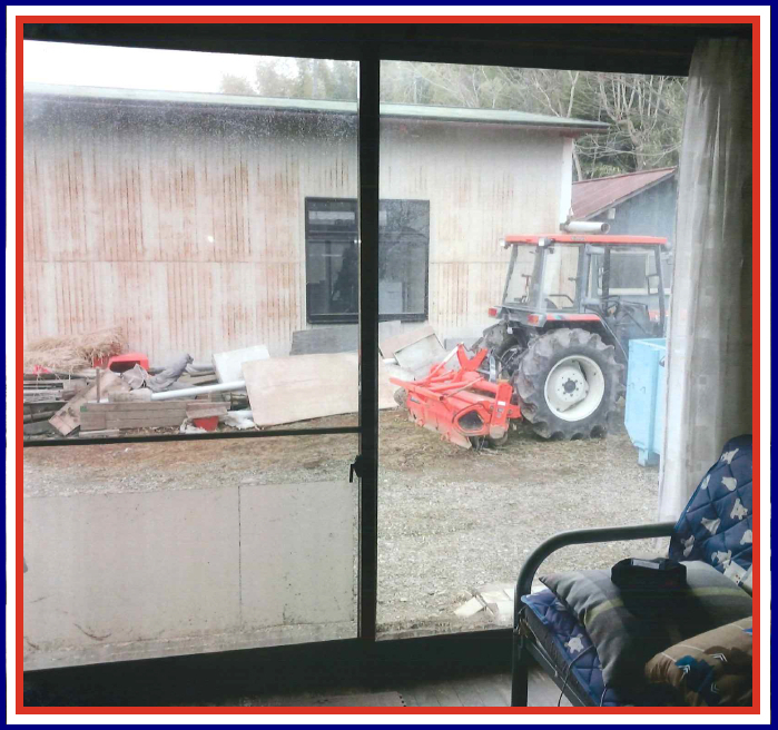 ナガセキトーヨー住器の北杜市【窓リフォーム】１枚ガラスの寒さに耐えられない...の施工前の写真1