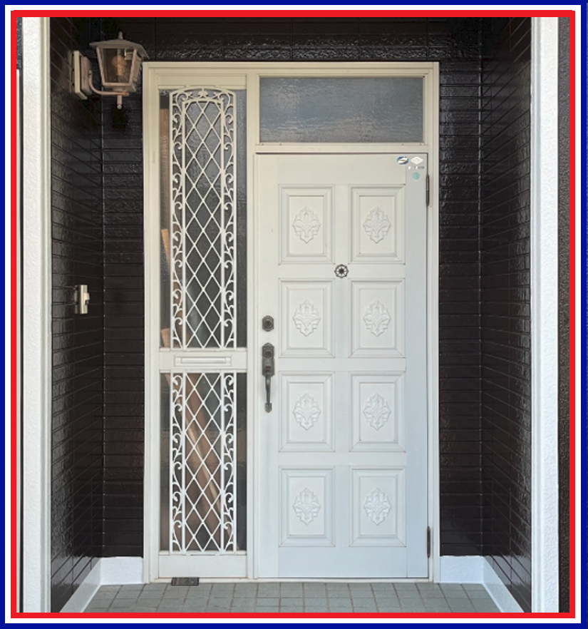 ナガセキトーヨー住器の北杜市【玄関リフォーム】の施工前の写真1