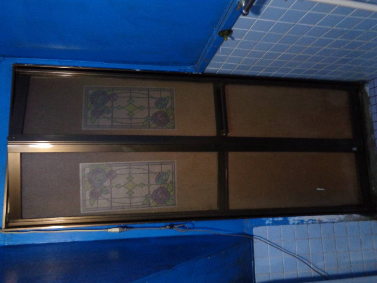 丸親トーヨー住器の浴室中折れドア取替の施工前の写真1