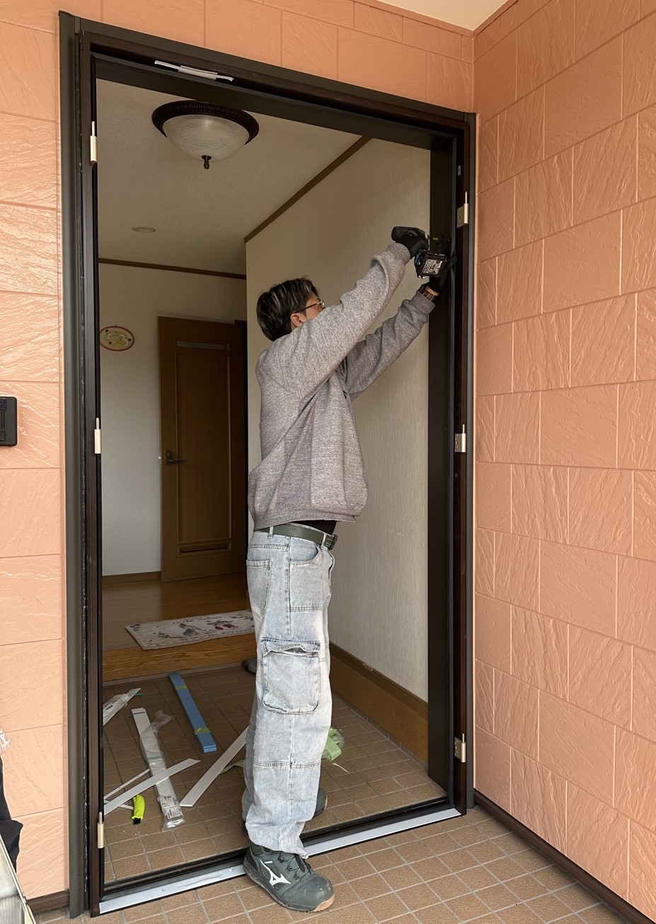 八鹿アルミ 福知山店の玄関ドアリフォームで快適&安心な住まいへ✨の施工事例詳細写真1