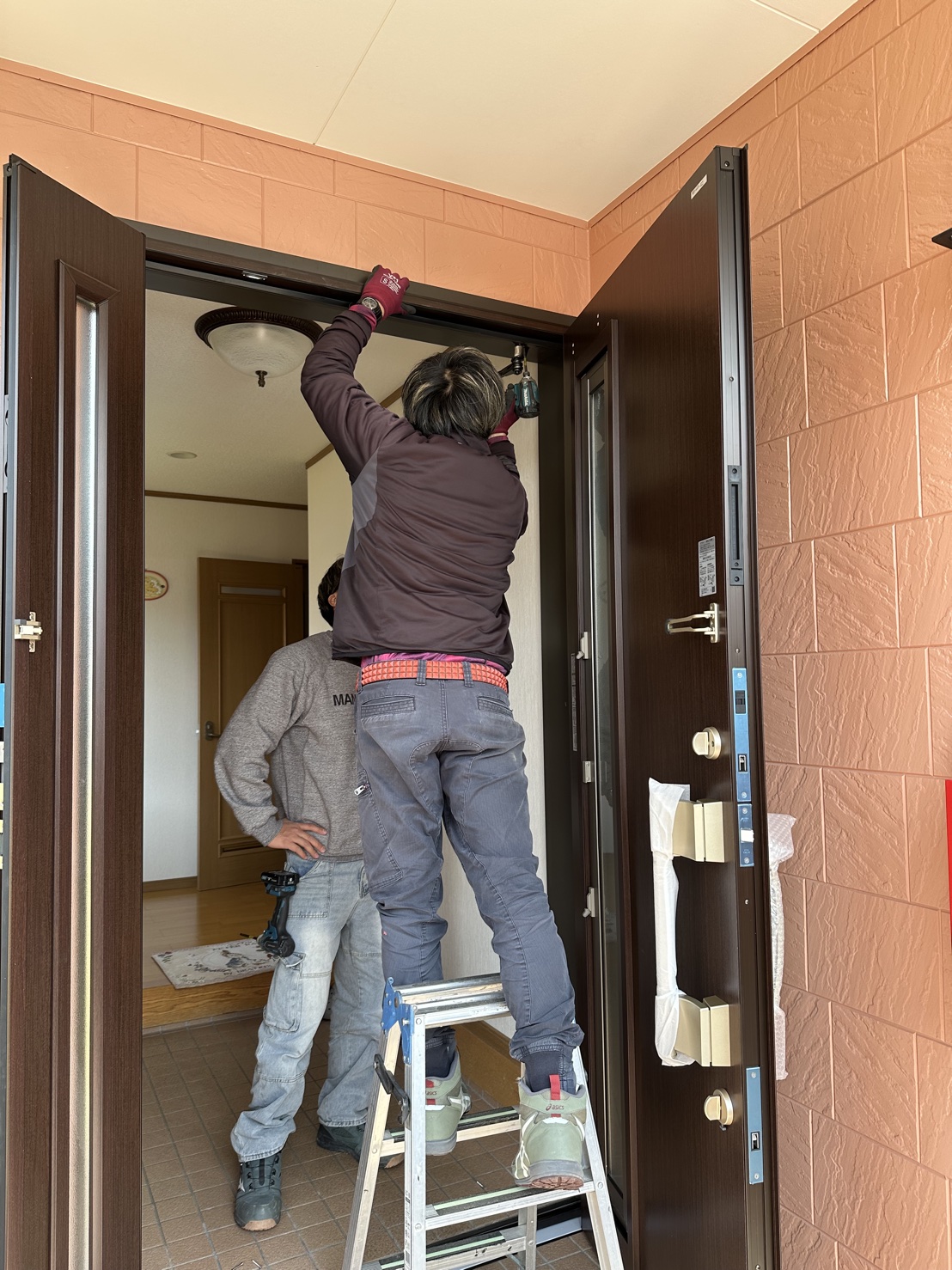 八鹿アルミ 福知山店の玄関ドアリフォームで快適&安心な住まいへ✨の施工事例詳細写真4