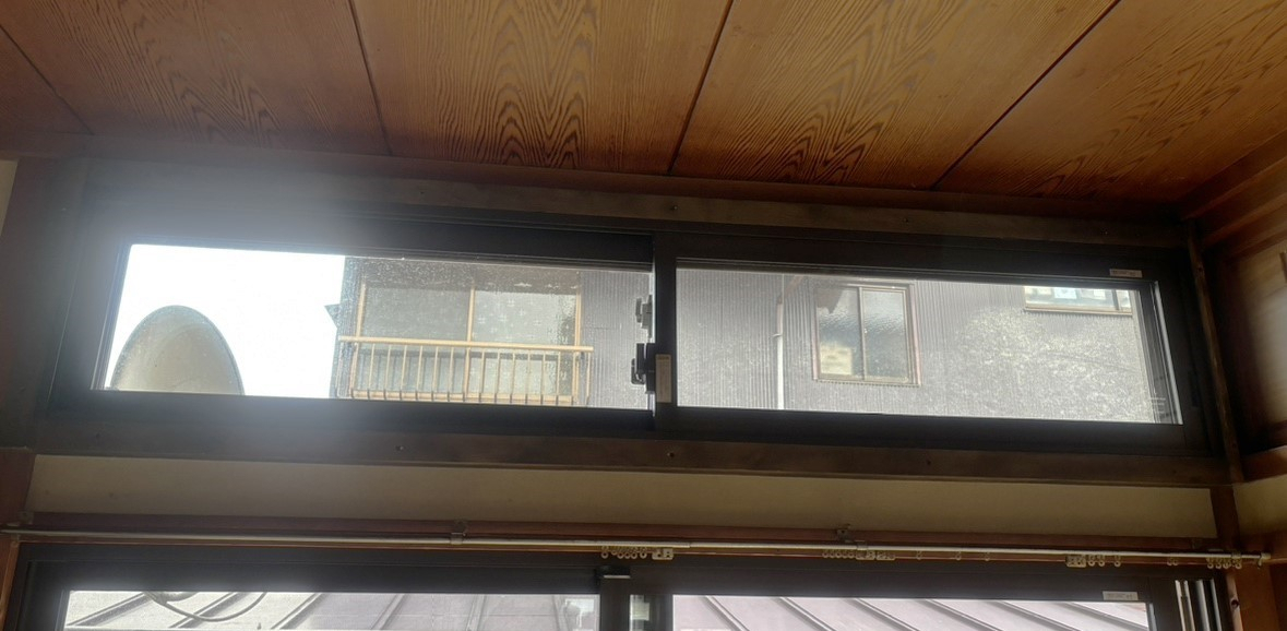 八鹿アルミ 福知山店の小さな窓からも熱は逃げます。補助金でお得に断熱リフォームをしましょう💁‍♀️【豊岡市　内窓取付】の施工後の写真1