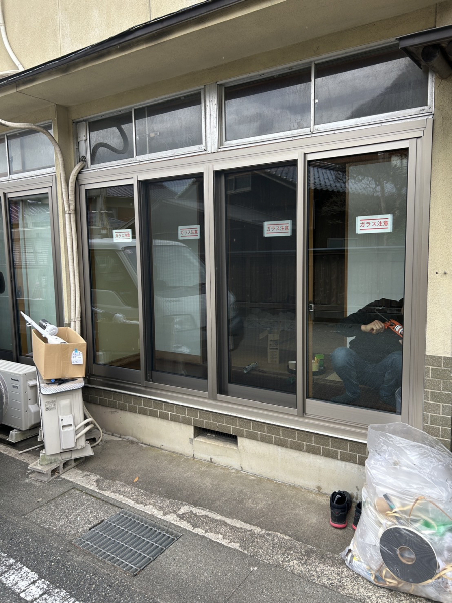 八鹿アルミ 福知山店の防犯対策&補助金活用!💵✨【兵庫県豊岡市】外窓交換✨の施工後の写真1