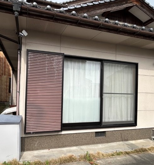 八鹿アルミ 福知山店の大がかりな工事は一切なし!【雨戸の取替え】の施工前の写真1