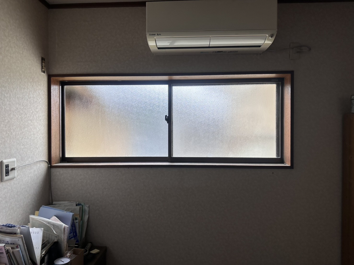 八鹿アルミ 福知山店のお問い合わせ増加中‼【内窓取付】の施工前の写真1