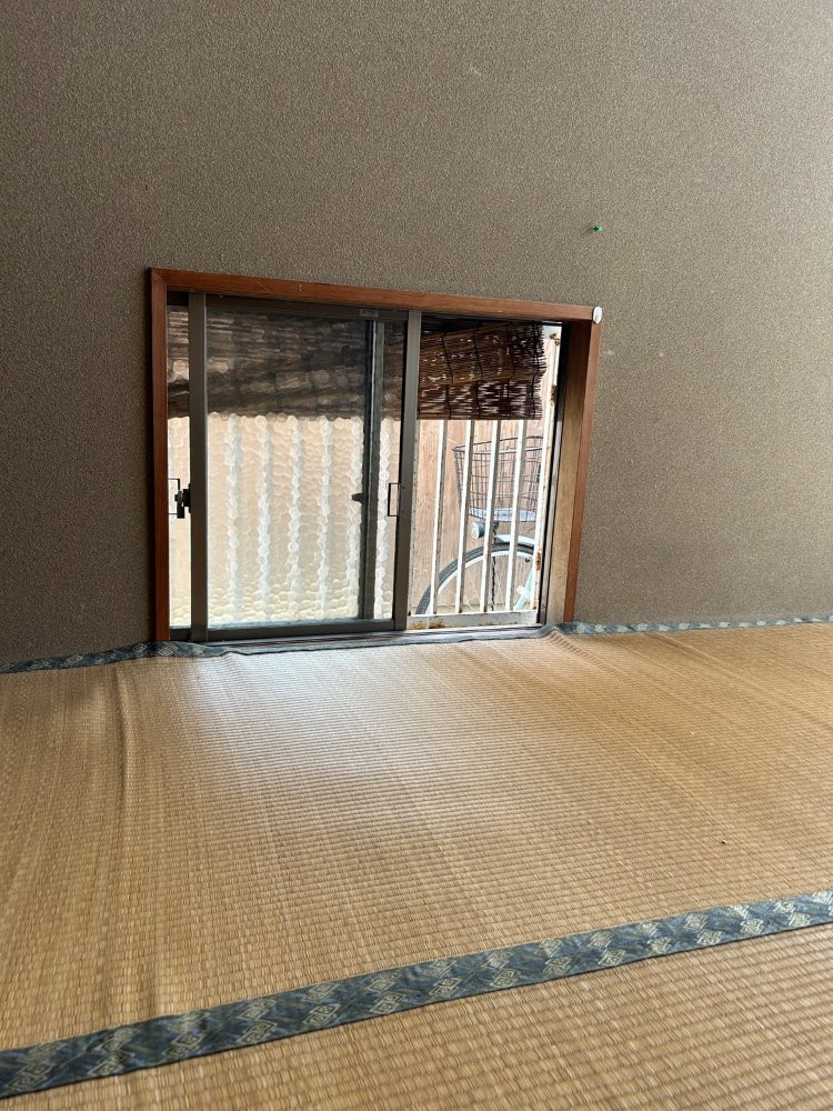 八鹿アルミ 福知山店の補助金でお得リフォーム!【内窓設置】の施工前の写真1