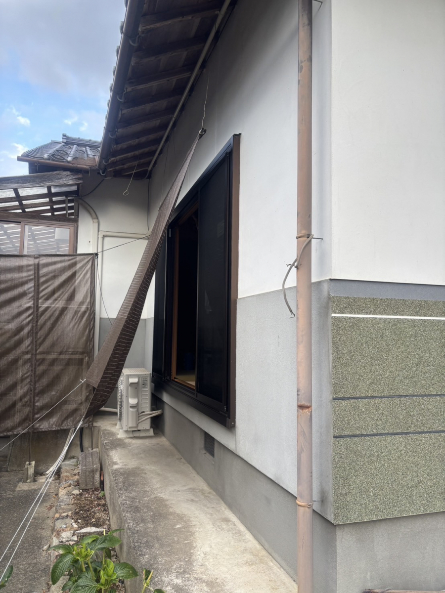 八鹿アルミ 福知山店の気密性を高める窓交換で虫の侵入のシャットアウト！【外窓交換】の施工後の写真2