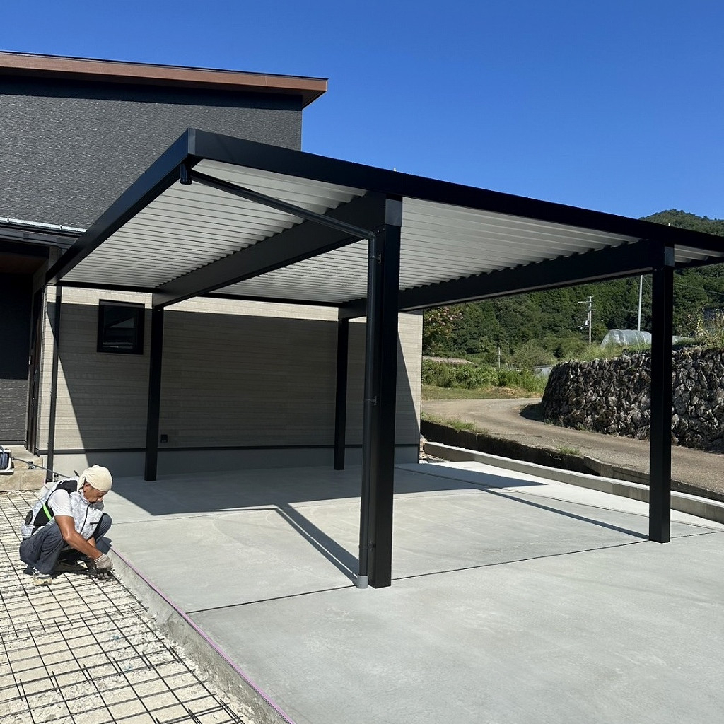 八鹿アルミ 福知山店のお家を建てるタイミングで【カーポートの設置】の施工前の写真1