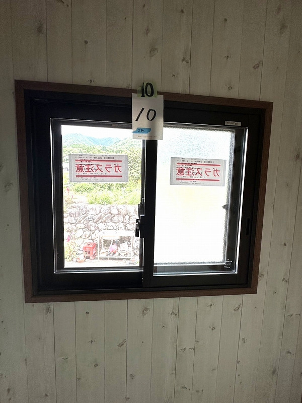 八鹿アルミ 福知山店の超大型補助金を利用して✨【内窓設置】の施工後の写真1