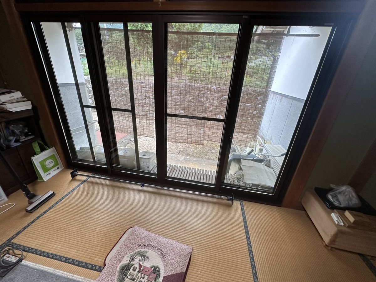 八鹿アルミ 福知山店のこれからやってくる寒い冬🥶に備えて【内窓設置】の施工後の写真1