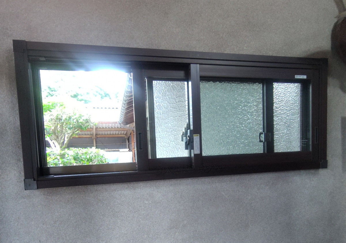 八鹿アルミ 福知山店の昭和ガラスも愉しみつつ【内窓設置】で心地よい暮らしへ🍃の施工後の写真1
