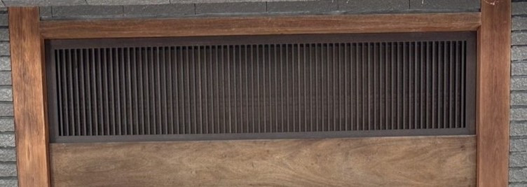 八鹿アルミ 福知山店の家の顔を整える。玄関引戸と欄間の同時リフォーム🏠の施工後の写真3