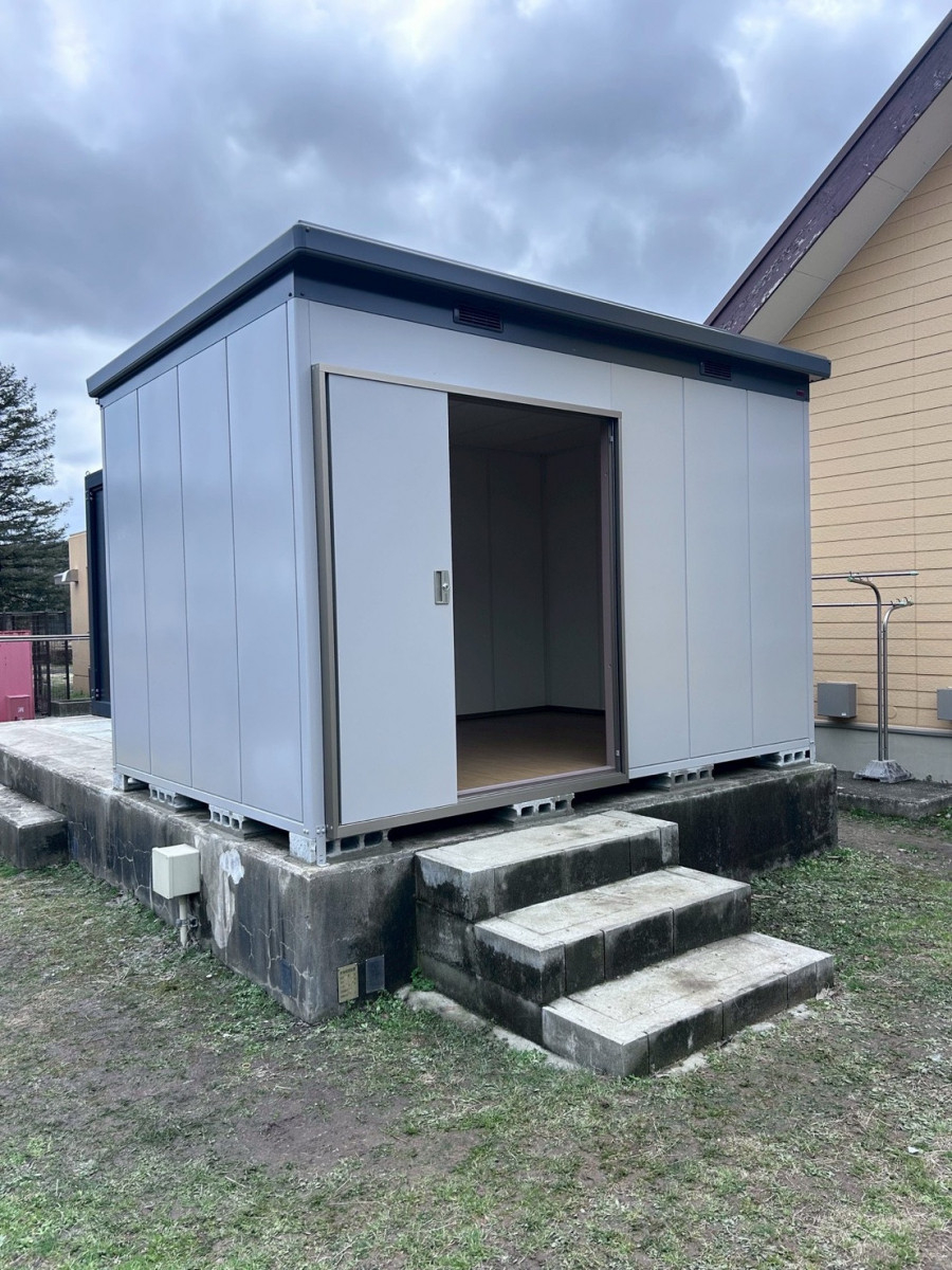 八鹿アルミ 福知山店の暮らしにゆとりを。物置設置工事を行いました✨の施工後の写真2