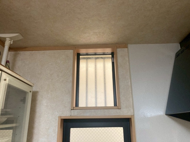 サンウインドのインプラス/結露対策/遮熱の施工前の写真2