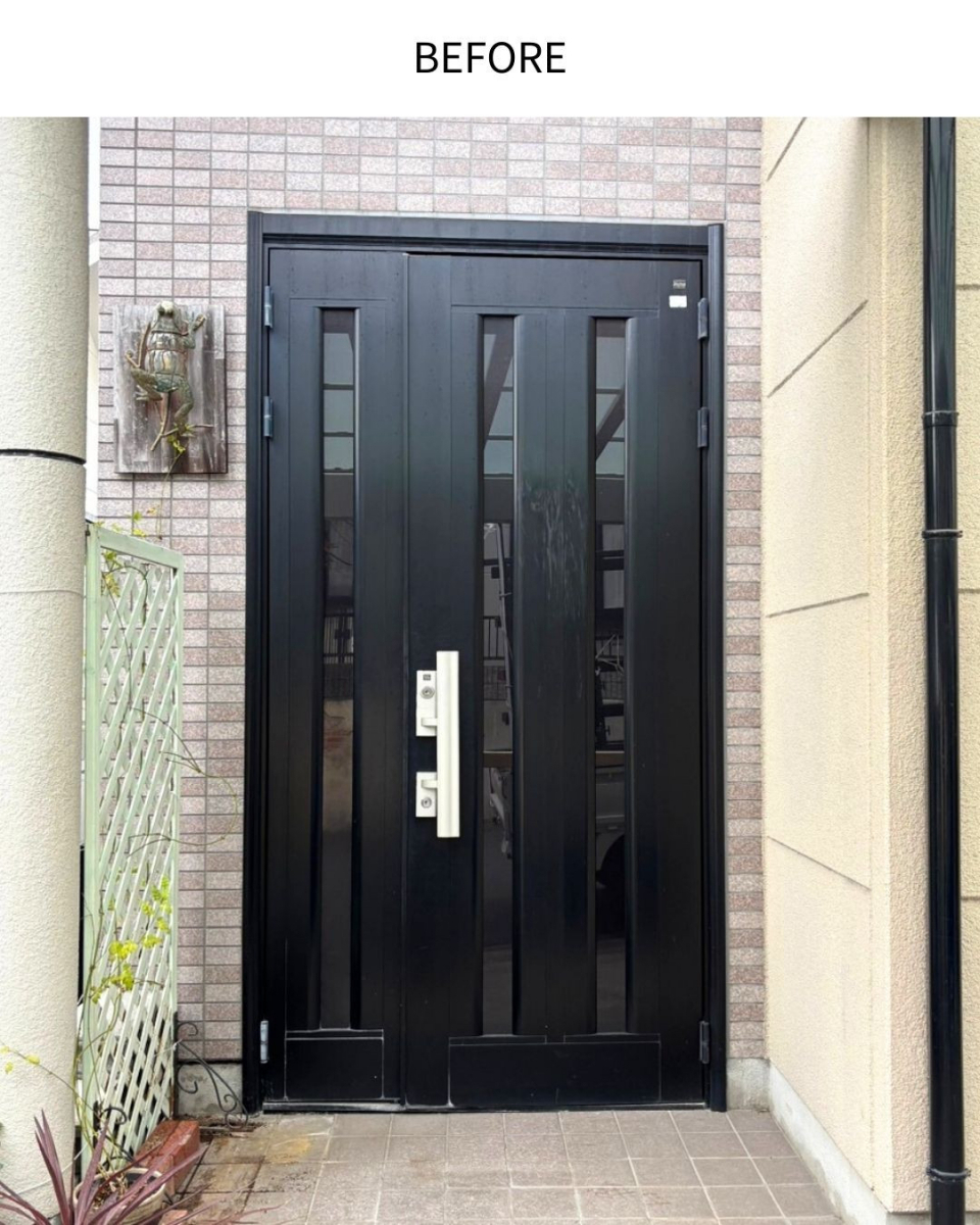 サンウインドの一日で玄関工事　家の顔がガラッと変わるの施工前の写真1