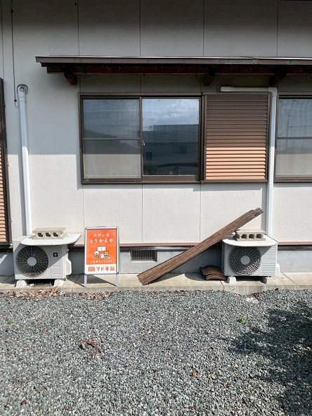 小林エコ建材の内窓が付けられない窓も、断熱パネルで快適に！の施工前の写真1