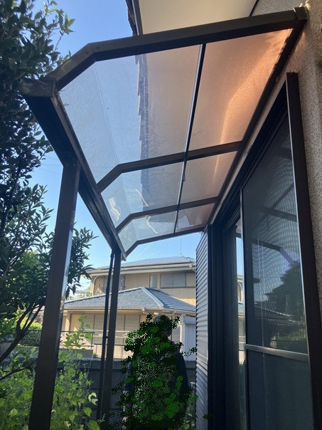 小林エコ建材の使っていなかった裏庭が大変身!   洗濯がラクになるテラス囲い取り付け工事の施工前の写真2