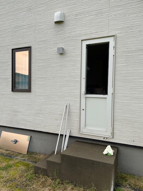 羽後トーヨー住器のペアガラス交換の施工後の写真1