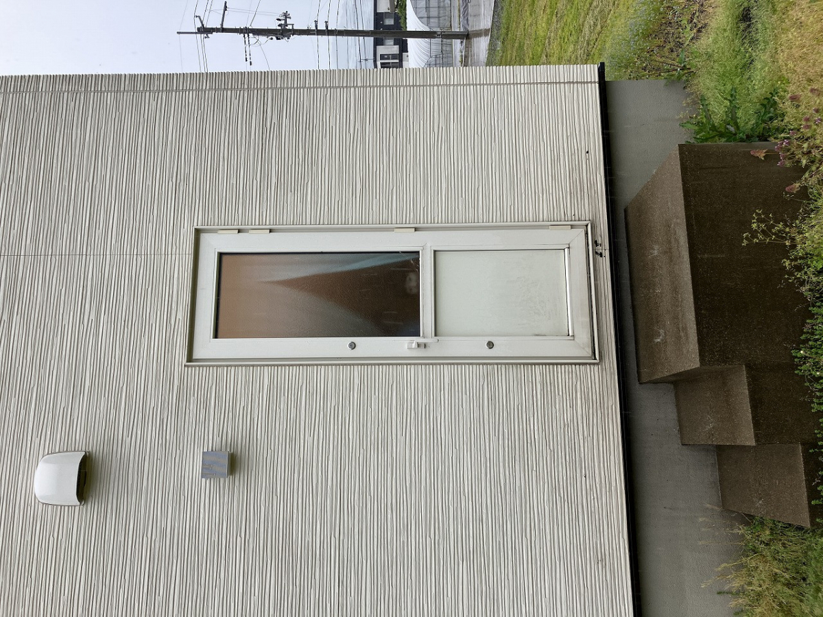 羽後トーヨー住器のペアガラス交換の施工前の写真1