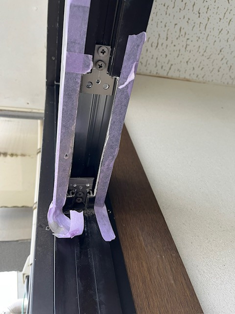 羽後トーヨー住器のフロアヒンジ交換の施工後の写真2