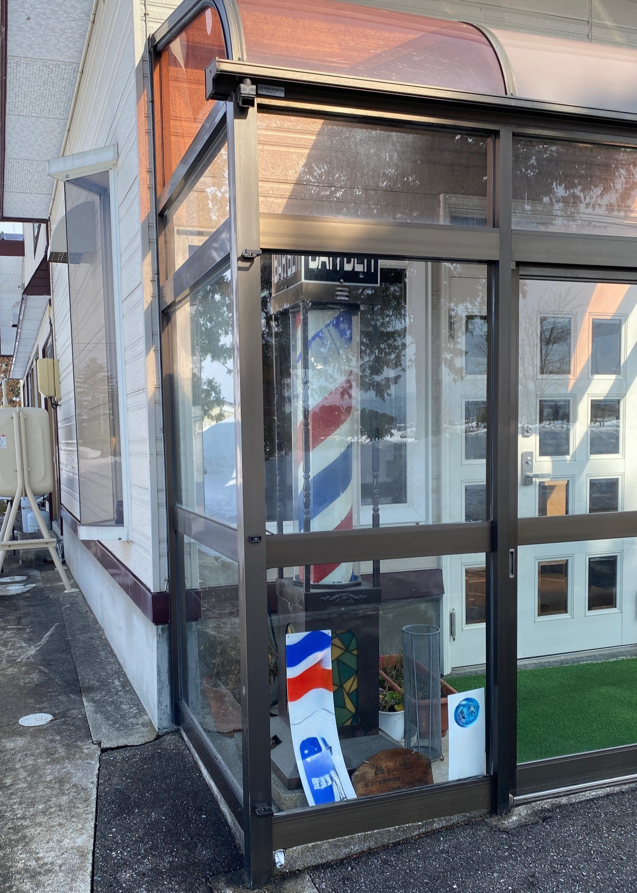 羽後トーヨー住器の他社の雨どいドレンをリクシルドレンに交換の施工前の写真2