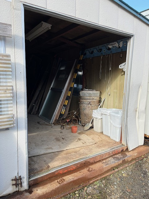 羽後トーヨー住器の壊れるまで使っていただいたサッシの交換工事の施工前の写真3