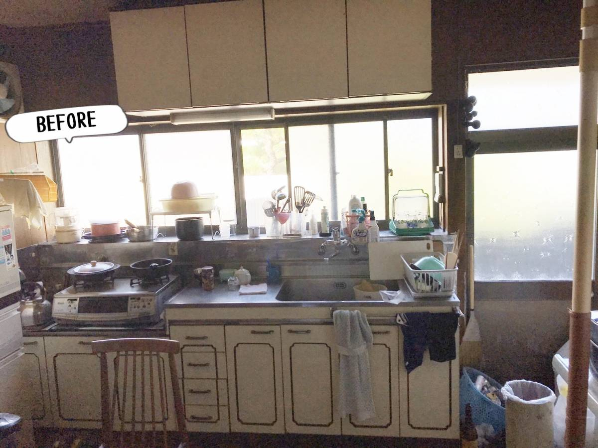 更埴トーヨー住器のキッチンが古くなってしまい使い勝手が悪いので、お手入れが簡単なキッチンにしたいとご相談(長野市)の施工前の写真1