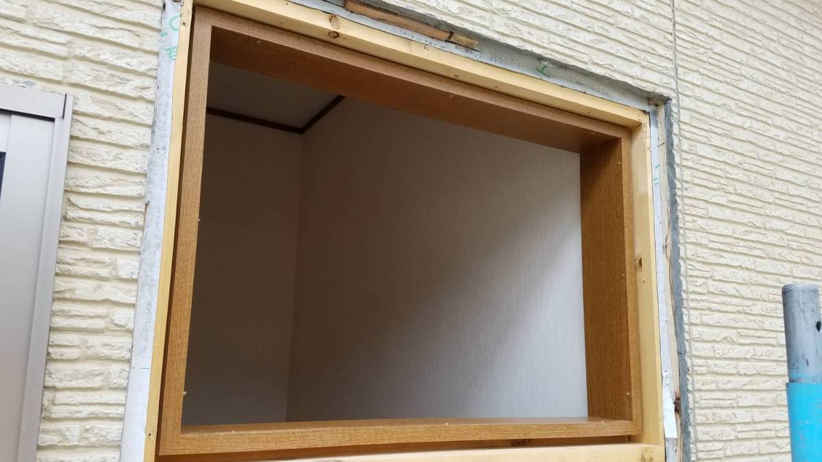 イソベトーヨー住器の窓入替えの施工例　（窓リフォーム　リプラス）の施工後の写真2