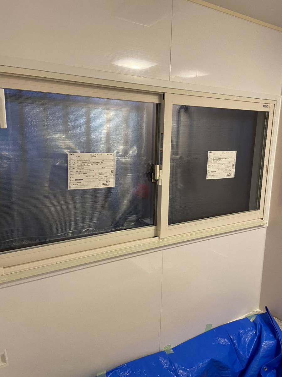 イソベトーヨー住器の山梨県甲斐市　樹脂内窓（二重窓）インプラス取付の施工例の施工後の写真1