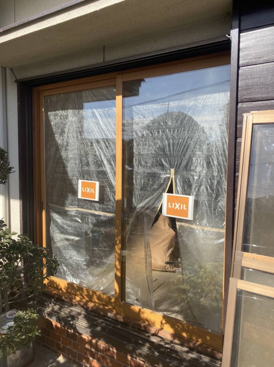 イソベトーヨー住器の山梨県南アルプス市　インプラス（樹脂製内窓）取付の施工例　二重窓で暖かい冬を過ごしませんか？の施工後の写真2